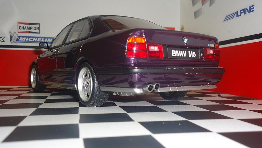 BMW M5 E34 1993 - Mini.Car Miniaturas colecionaveis 1/18